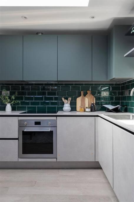 Cozy Leyton House With Garden And Small Terrace Londra Esterno foto