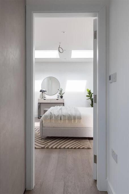 Cozy Leyton House With Garden And Small Terrace Londra Esterno foto